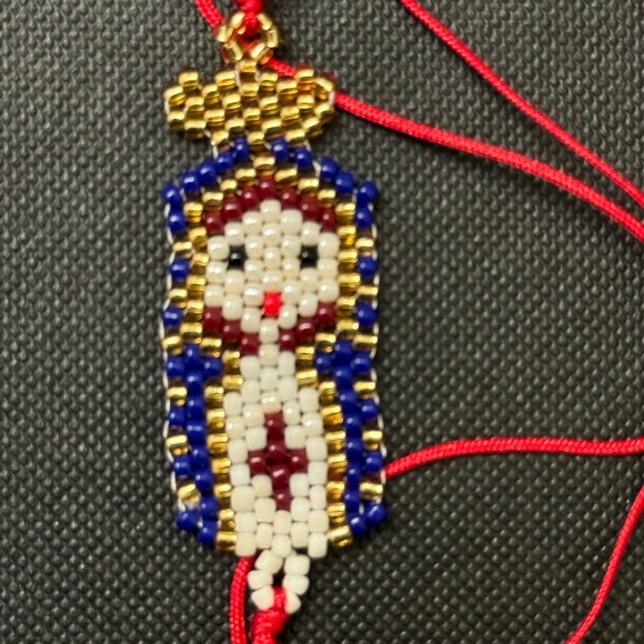 Blessed Mother micro-bead pull bracelet - Picture 2 of 2
